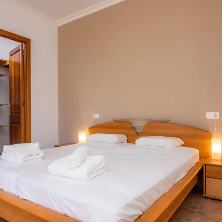 1 Bedroom Home, Picafort Semesterbostad