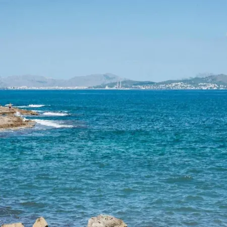 1 Bedroom Home, Picafort Holiday home